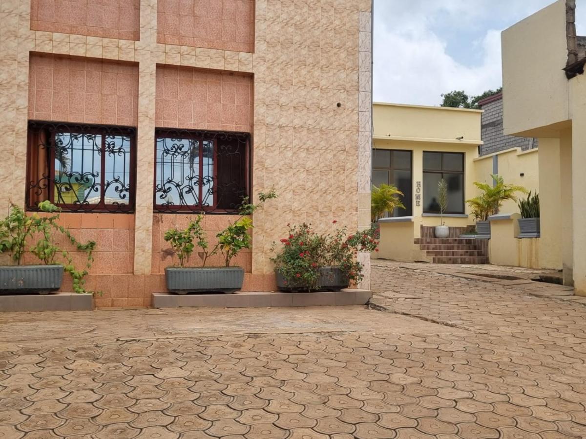Appart Hotel Mireille Yaoundé Kültér fotó