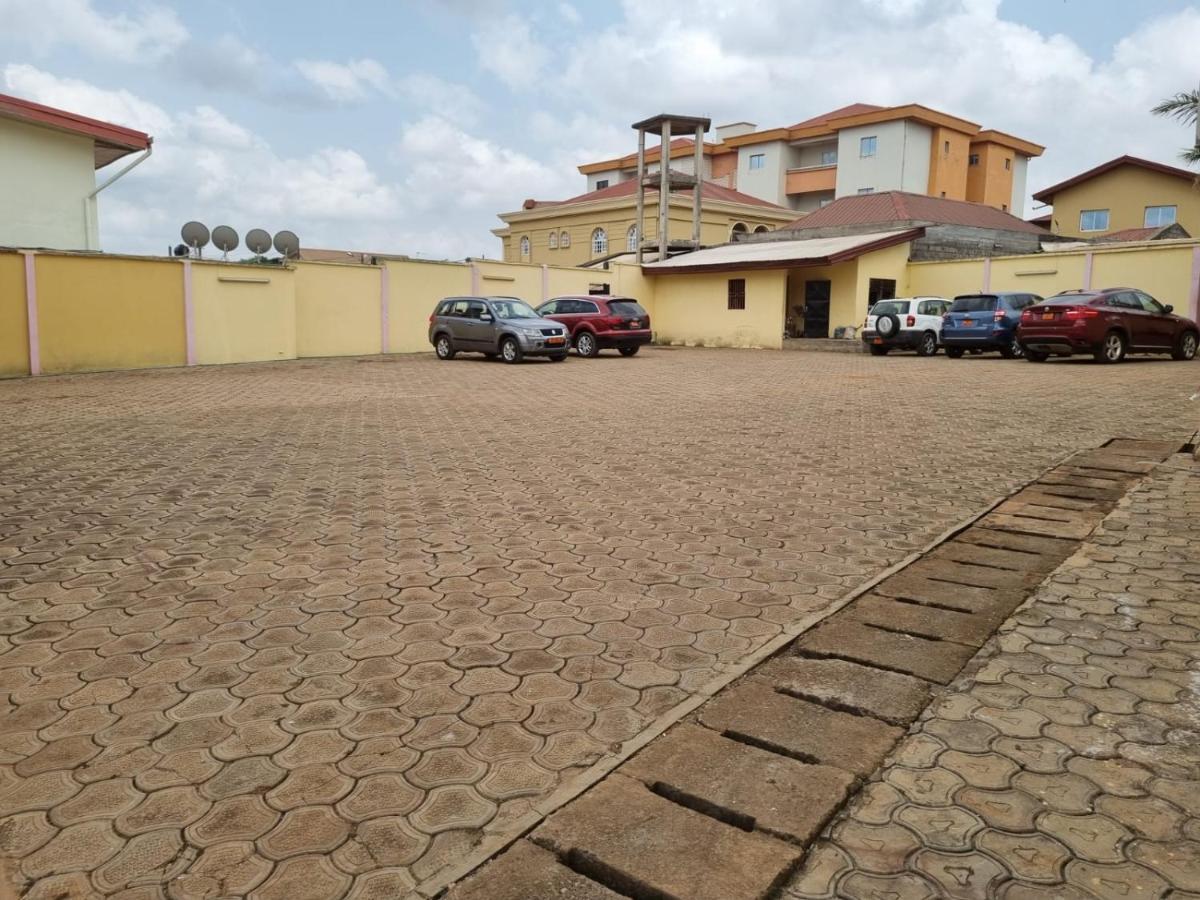 Appart Hotel Mireille Yaoundé Kültér fotó